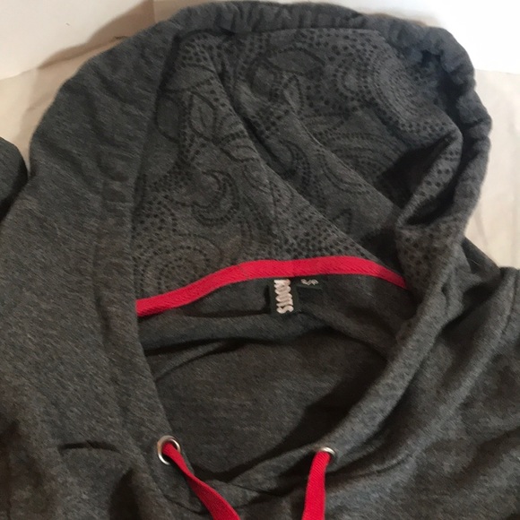 “ROOTS” Active Grey Sweatshirt Ladies Hoodie. - Picture 8 of 11